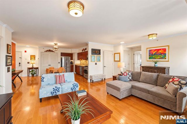 809 22nd Street 708, Union City, NJ 07087