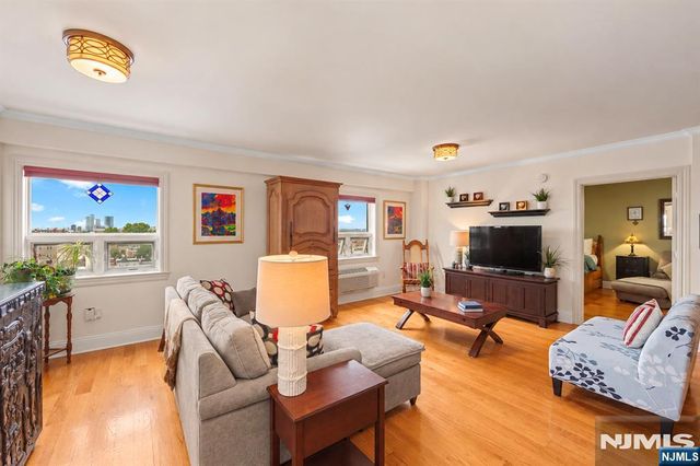 809 22nd Street 708, Union City, NJ 07087