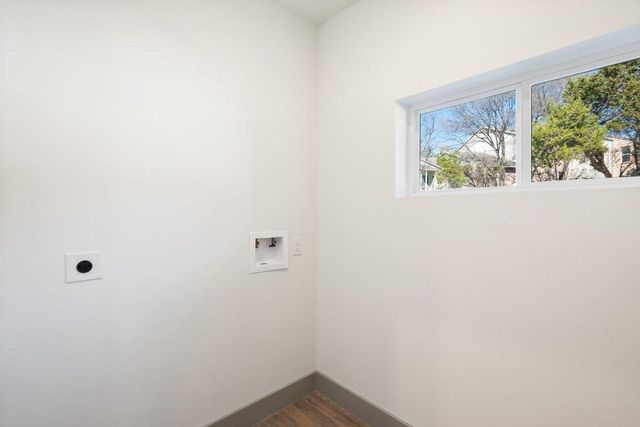 2450 Wickersham LN 1916, Austin, TX 78741