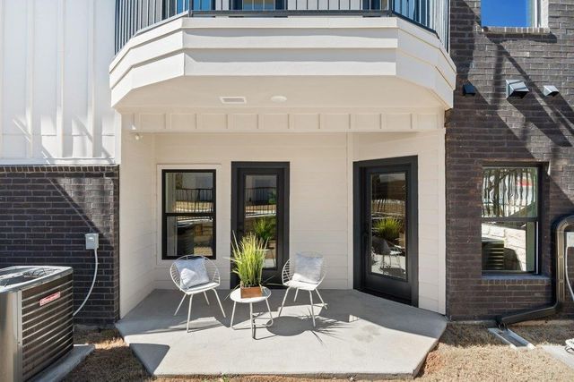 2450 Wickersham LN 1916, Austin, TX 78741