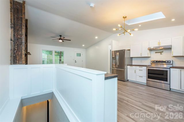 4 Smokey Mountain Drive, Swannanoa, NC 28778