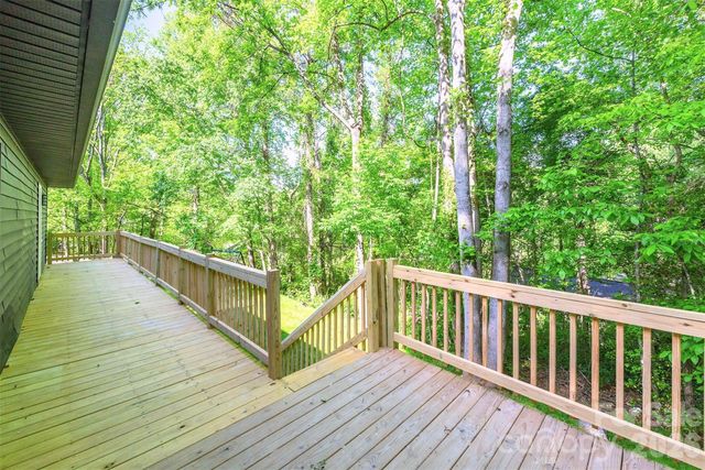 4 Smokey Mountain Drive, Swannanoa, NC 28778
