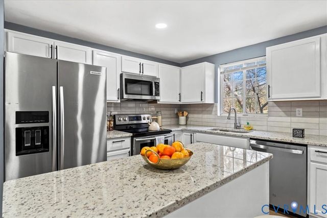 2305 Edenbrook Dr, Henrico, VA 23228