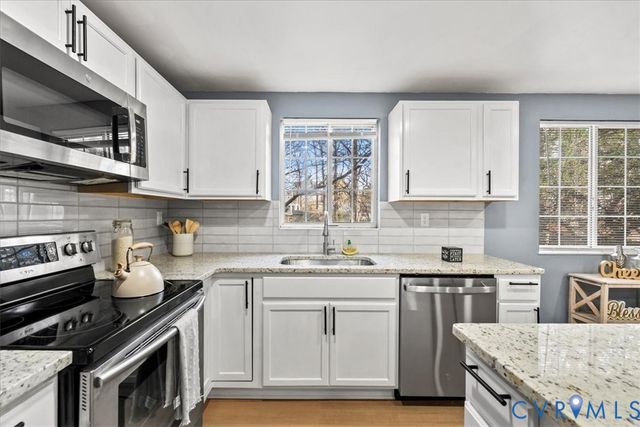 2305 Edenbrook Dr, Henrico, VA 23228