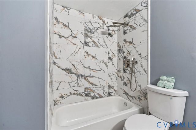 2305 Edenbrook Dr, Henrico, VA 23228