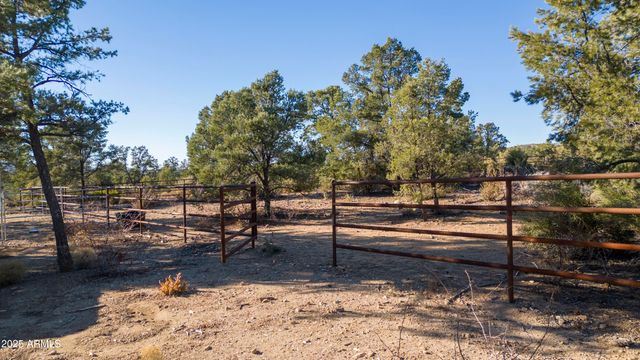 3555 W STAFFORD Road, Kirkland, AZ 86332