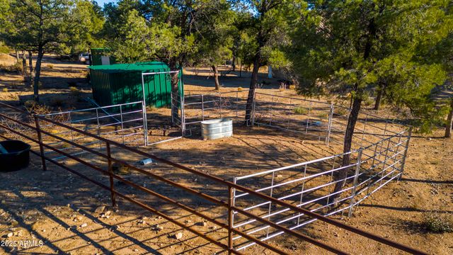 3555 W STAFFORD Road, Kirkland, AZ 86332