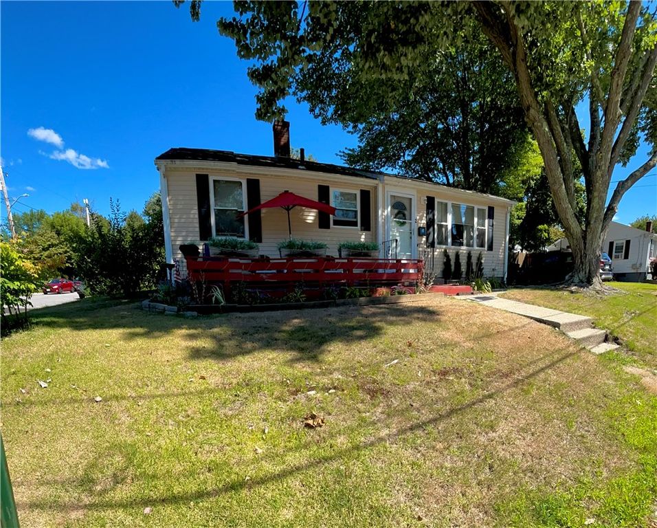 2 Simpson Street, North Providence, RI 02911