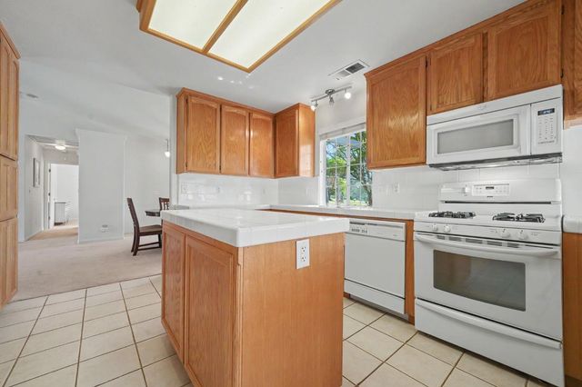 3484 Priscilla Ct, Valley Springs, CA 95252