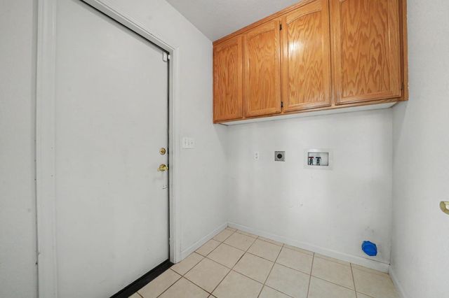 3484 Priscilla Ct, Valley Springs, CA 95252