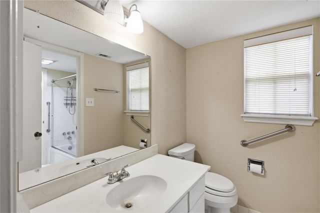 12973 Trail Hollow Drive 2973, Houston, TX 77079