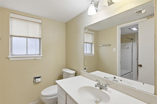 12973 Trail Hollow Drive 2973, Houston, TX 77079