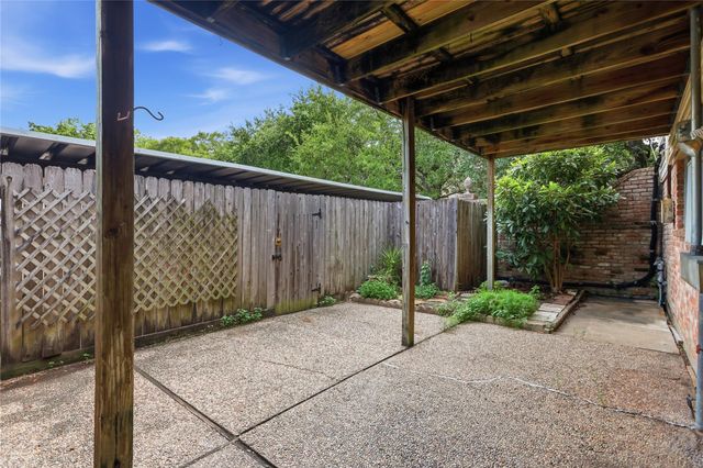 12973 Trail Hollow Drive 2973, Houston, TX 77079