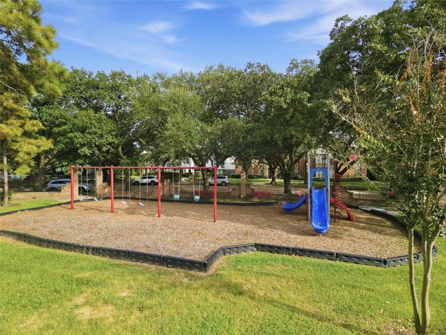 12973 Trail Hollow Drive 2973, Houston, TX 77079