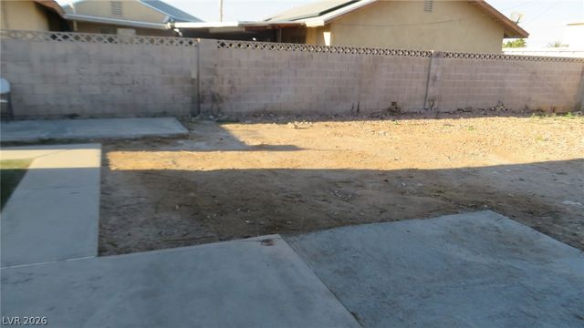 5844 Willard Street, Las Vegas, NV 89122