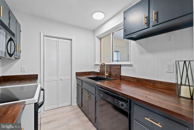 1412 HOUGHTON RD, Glen Burnie, MD 21061