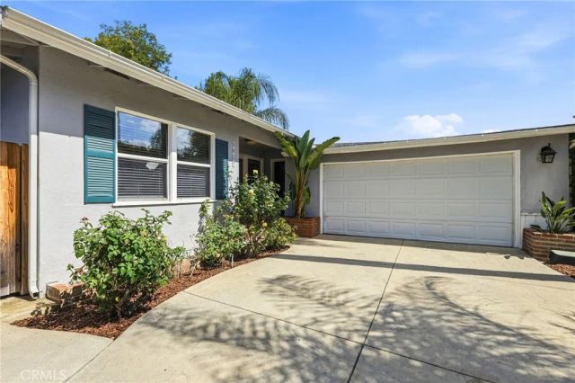 5027 Rigoletto Street, Woodland Hills, CA 91364