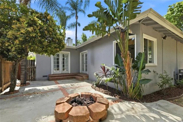 5027 Rigoletto Street, Woodland Hills, CA 91364