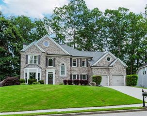 2115 Bentbrooke Trail, Lawrenceville, GA 30043