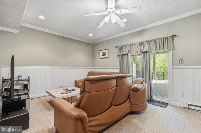 320 BIRCH DR, Lafayette Hill, PA 19444