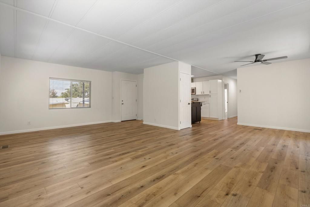 Image 10 of property listing at 18218 Paradise Mountain Road 97, Valley Center, CA 92082