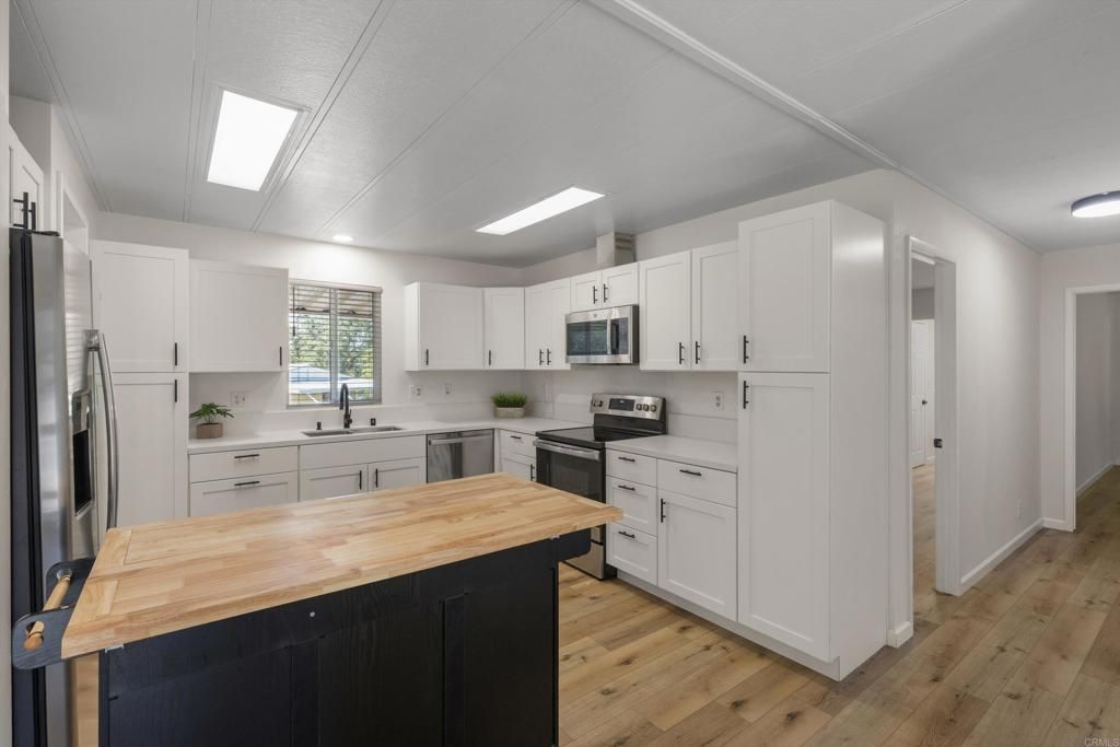Image 12 of property listing at 18218 Paradise Mountain Road 97, Valley Center, CA 92082