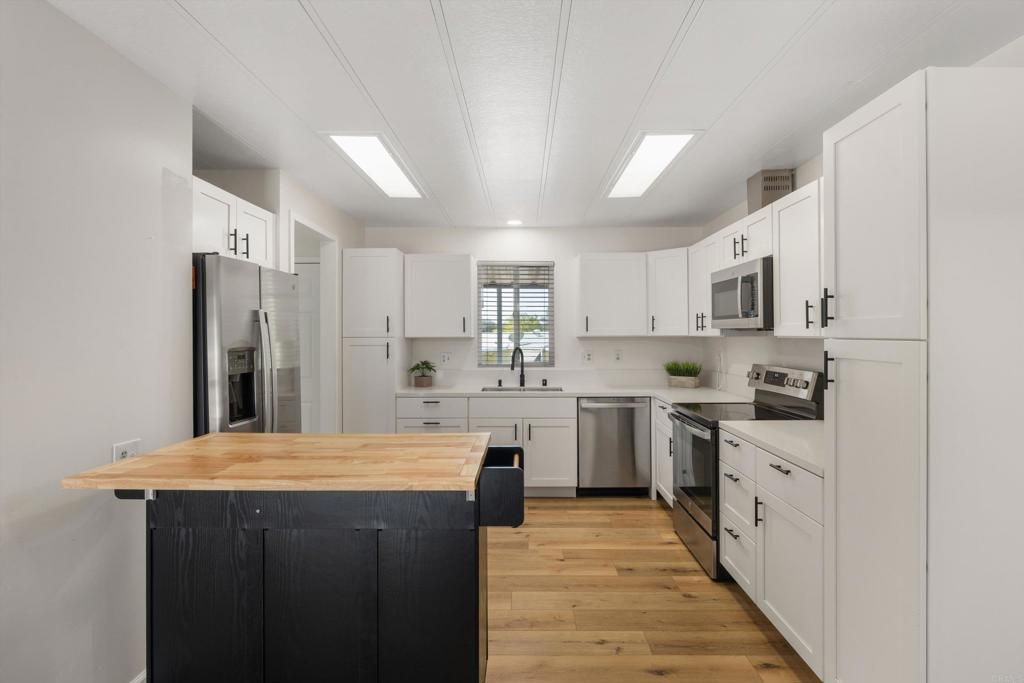 Image 13 of property listing at 18218 Paradise Mountain Road 97, Valley Center, CA 92082