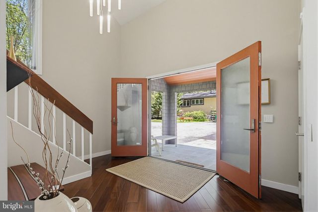 11113 SWANSFIELD RD, Columbia, MD 21044