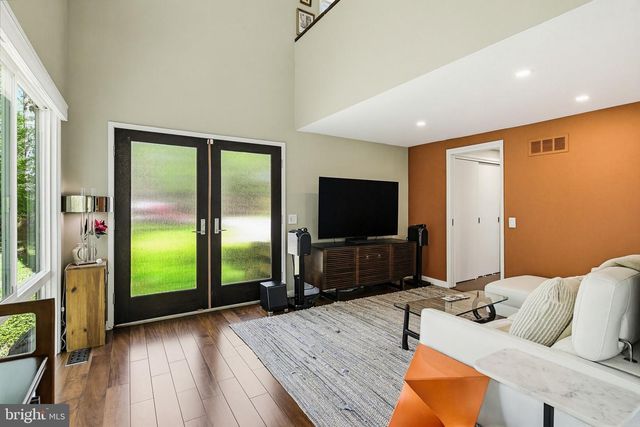 11113 SWANSFIELD RD, Columbia, MD 21044