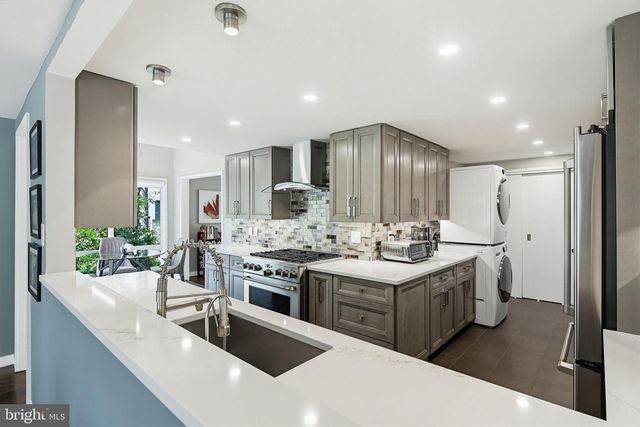 11113 SWANSFIELD RD, Columbia, MD 21044