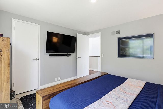 11113 SWANSFIELD RD, Columbia, MD 21044