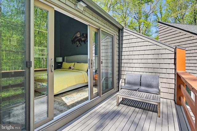 11113 SWANSFIELD RD, Columbia, MD 21044