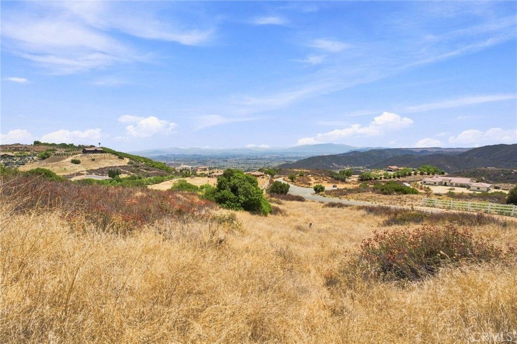 8 Via Vista Grande, Murrieta, CA 92562 — exterior