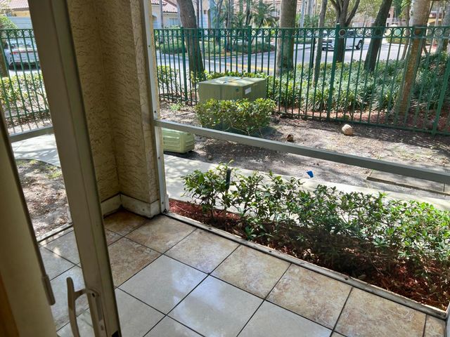 6554 W Sample Road 6554, Coral Springs, FL 33067