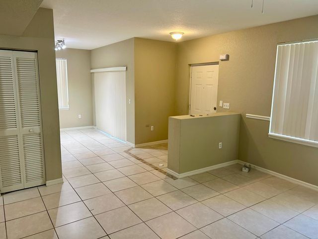 6554 W Sample Road 6554, Coral Springs, FL 33067