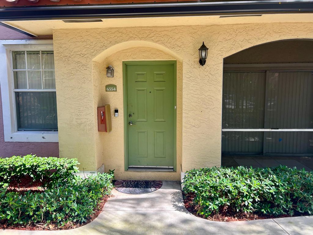 6554 W Sample Road 6554, Coral Springs, FL 33067