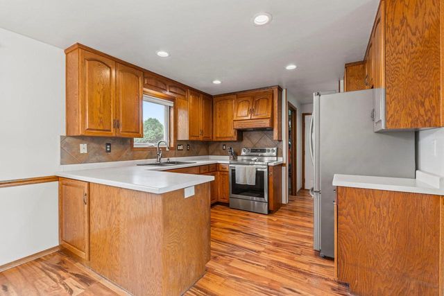 W6832 BASSWOOD LANE, Appleton, WI 54915