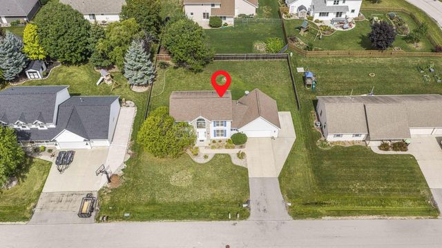 W6832 BASSWOOD LANE, Appleton, WI 54915