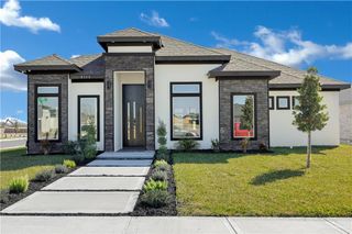 8110 N 49th Lane, Mcallen, TX 78504