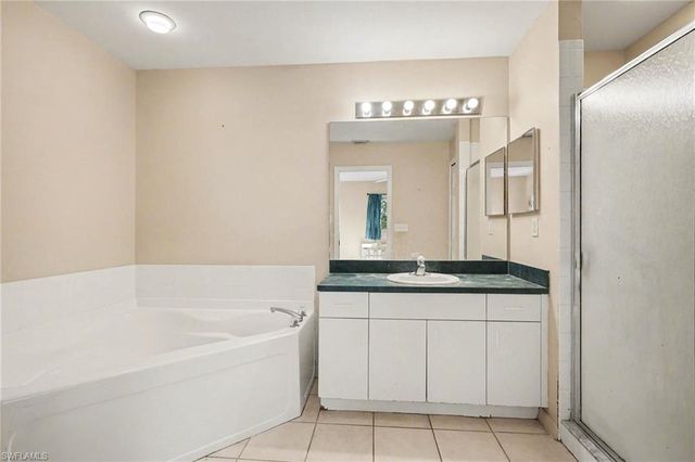 1209 SW 39th ST, Cape Coral, FL 33914