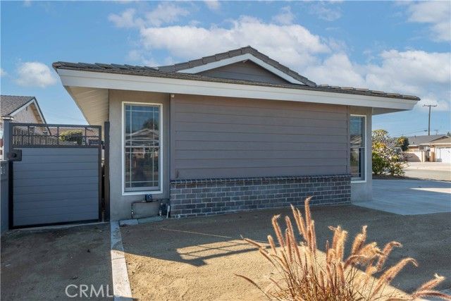 5425 Stevely, Lakewood, CA 90713