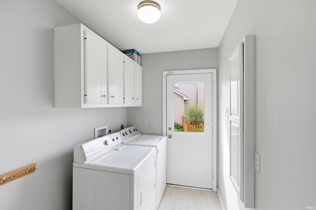 2002 Traders Crossing, Fort Wayne, IN 46845