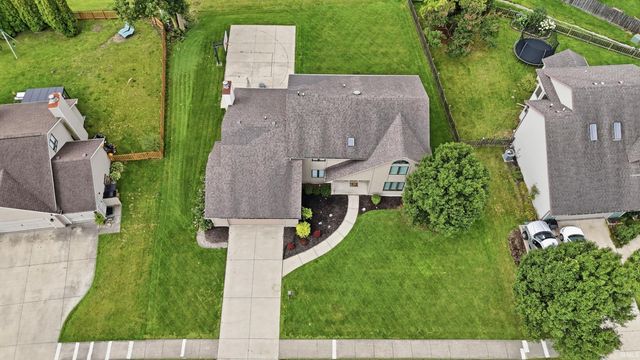 2002 Traders Crossing, Fort Wayne, IN 46845