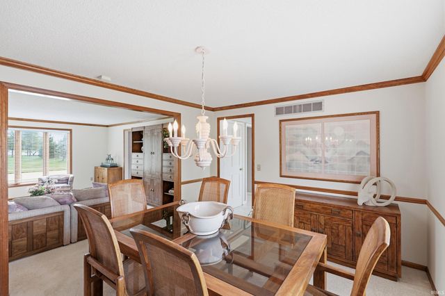 2002 Traders Crossing, Fort Wayne, IN 46845