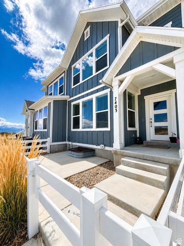 7403 S OLIVINE RIVER LN, West Jordan, UT 84081