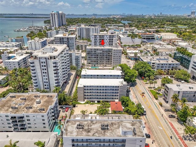 1300 Lincoln Rd D-804, Miami Beach, FL 33139