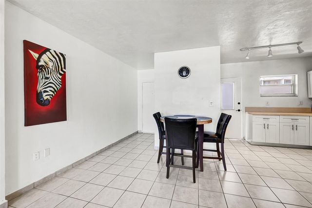 1300 Lincoln Rd D-804, Miami Beach, FL 33139