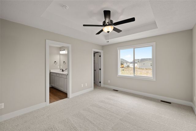 6523 NE George Avenue, Pleasant Hill, IA 50327