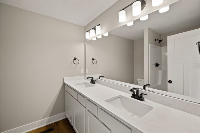 6523 NE George Avenue, Pleasant Hill, IA 50327