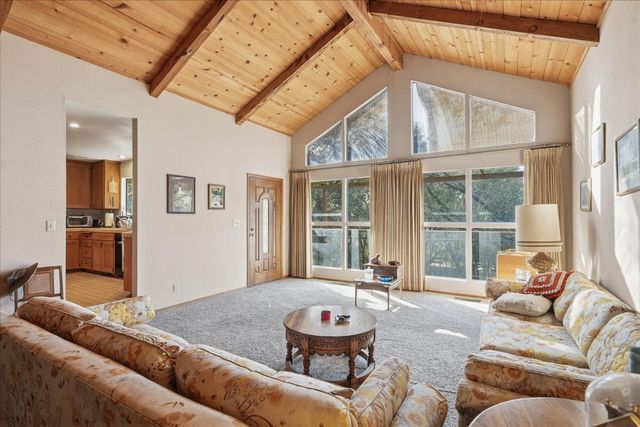 51590 Coyote Ridge Rd, Oakhurst, CA 93644